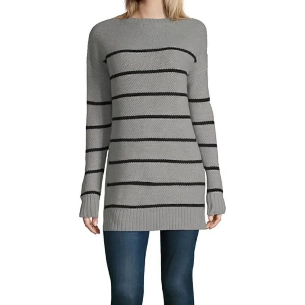 a.n.a womens crew neck long sleeve pullover sweater medium